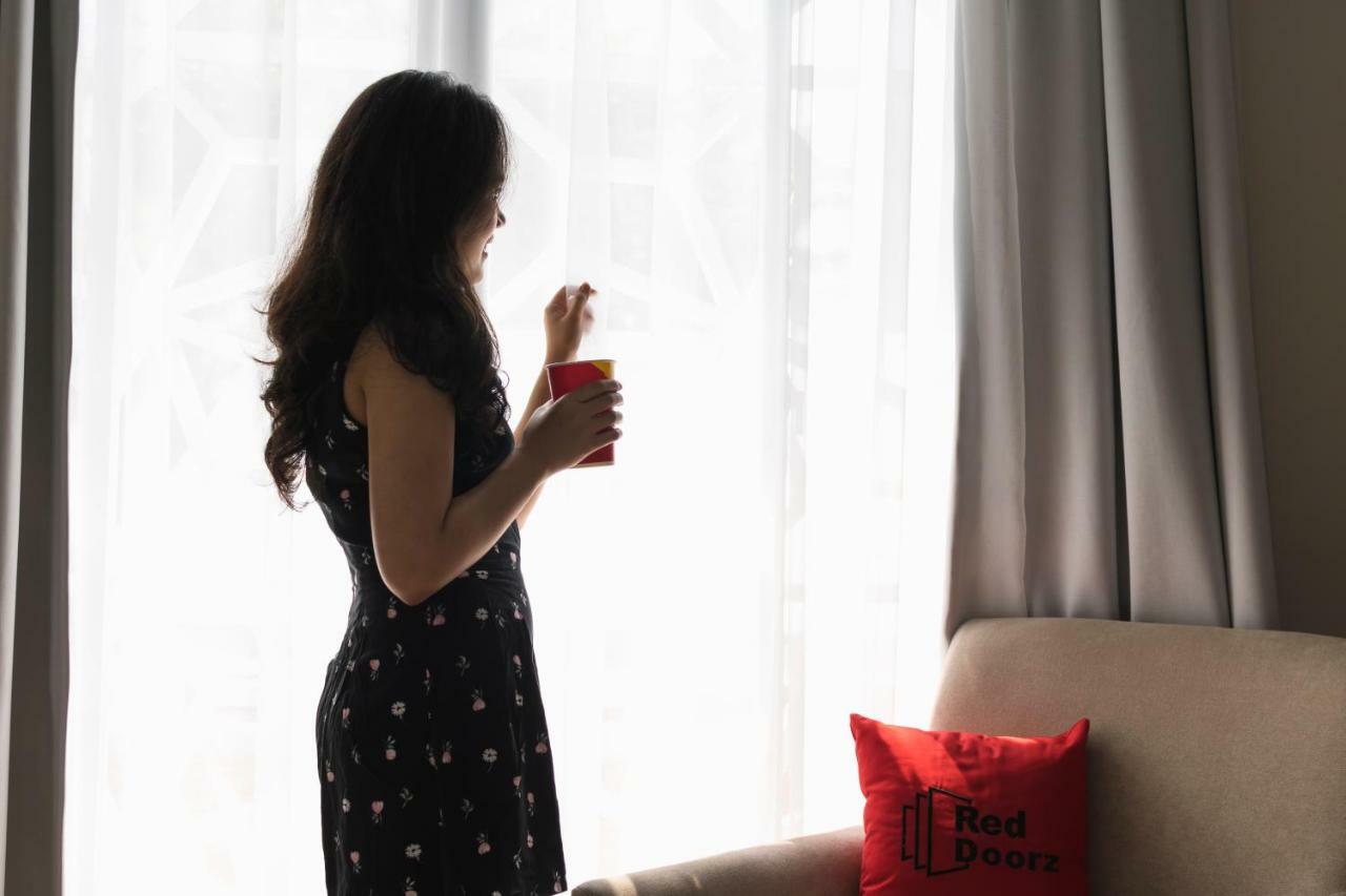 Reddoorz Near Ben Thanh Market 3 Ho Şi Min Dış mekan fotoğraf