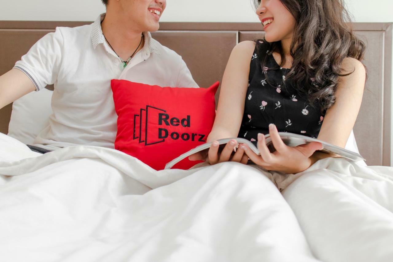 Reddoorz Near Ben Thanh Market 3 Ho Şi Min Dış mekan fotoğraf